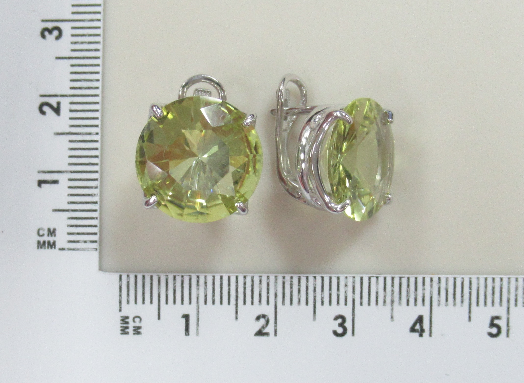 Серебряные серьги с цитринами